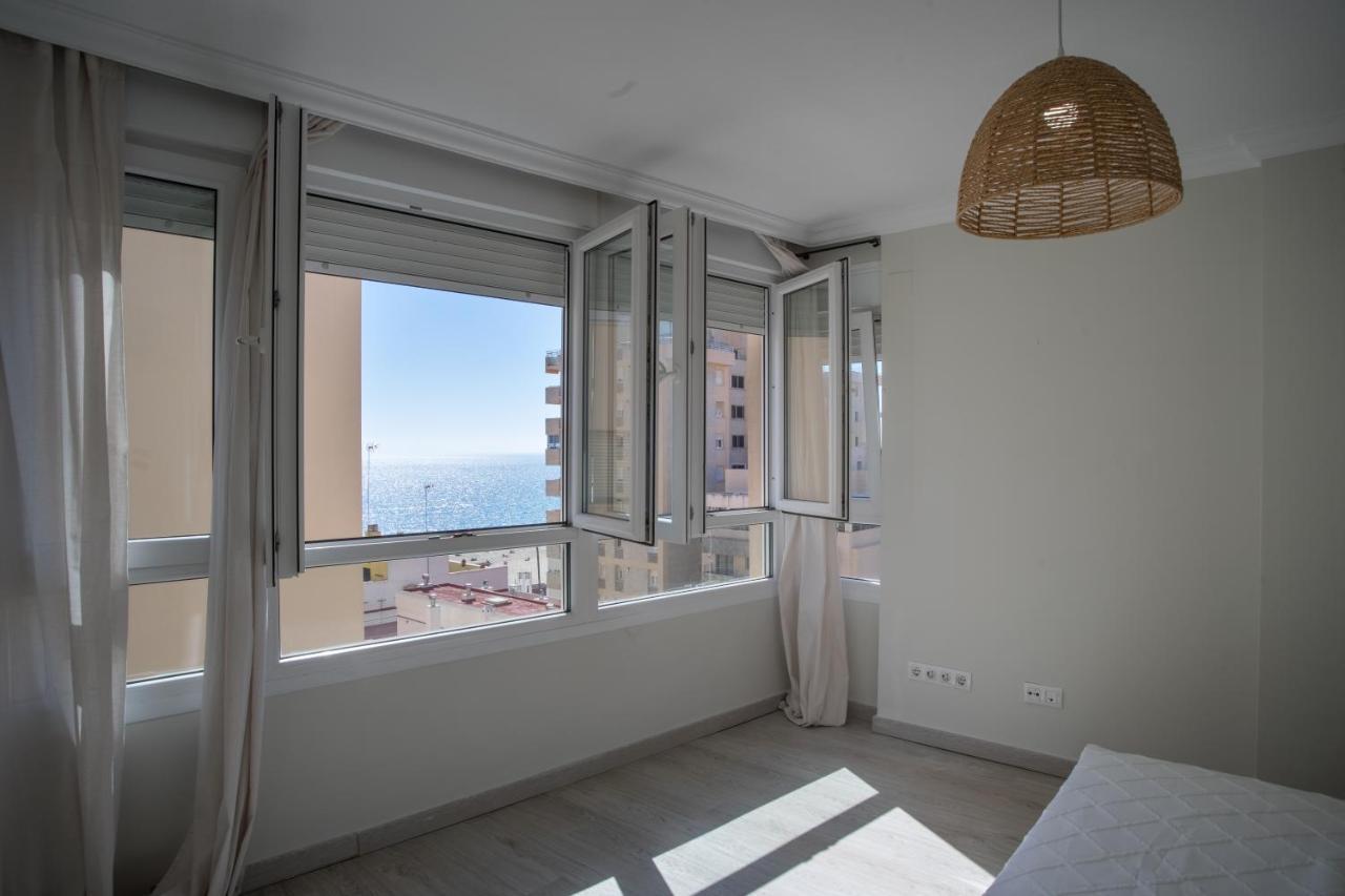 Playa Victoria Ha Apartment Cadiz Bagian luar foto
