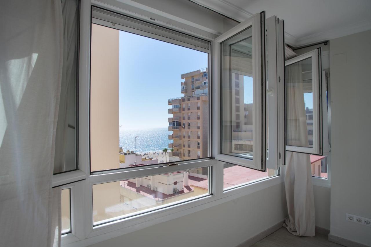 Playa Victoria Ha Apartment Cadiz Bagian luar foto